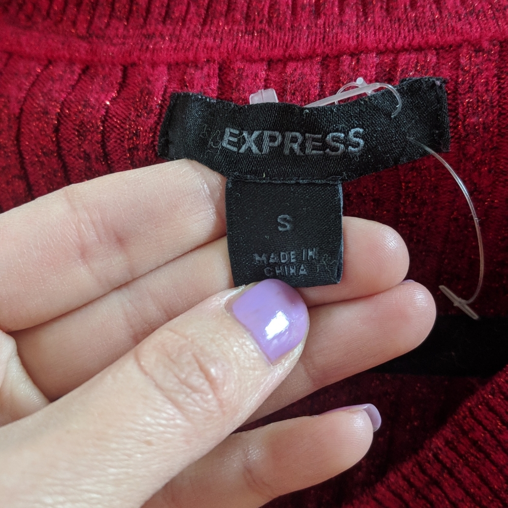 Long sleeved sweater/shirt
